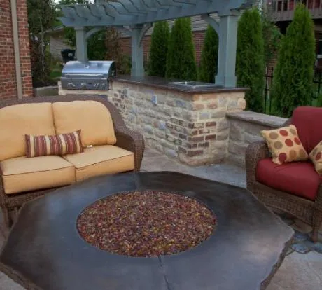 1772167043-2011-09-12 05.09.43 (Medium).webp